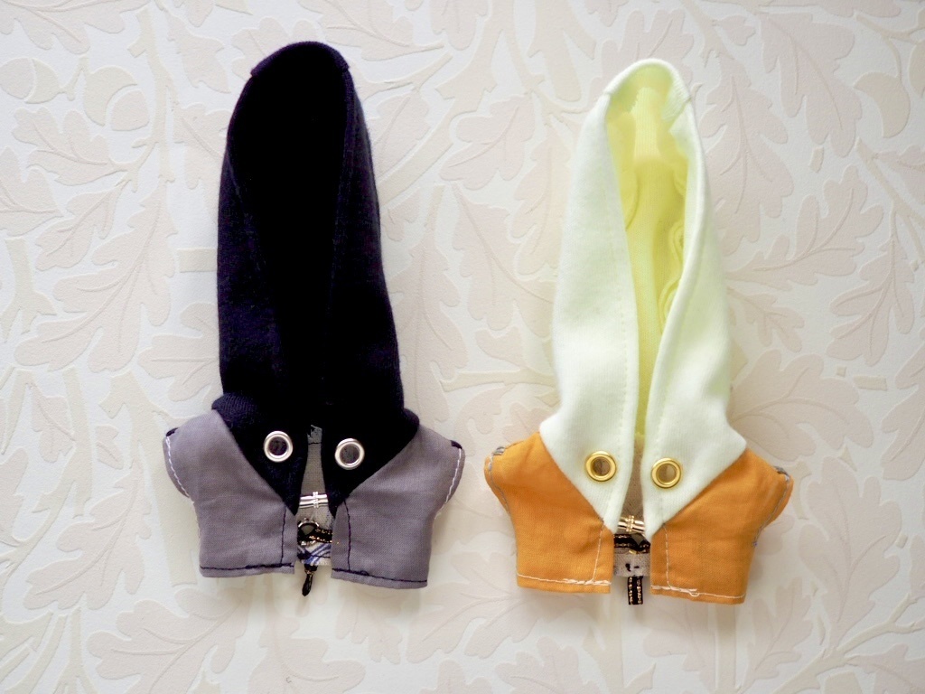 異素材使いフーディー