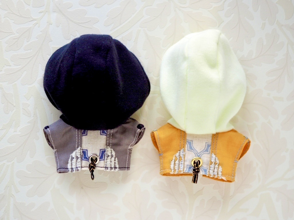 異素材使いフーディー