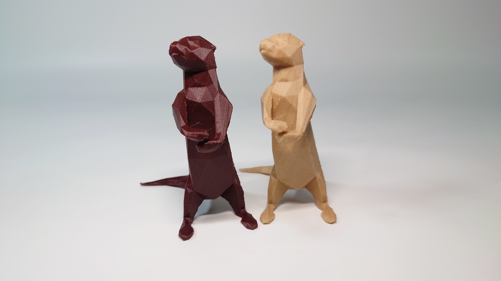 【木彫り風アニマル】カワウソ~ペンスタンド