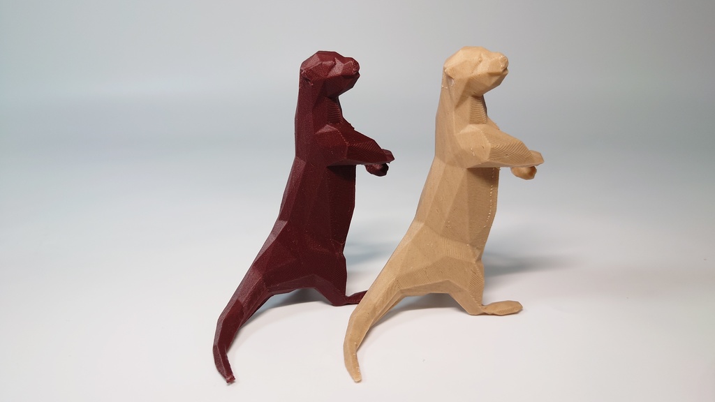 【木彫り風アニマル】カワウソ~ペンスタンド