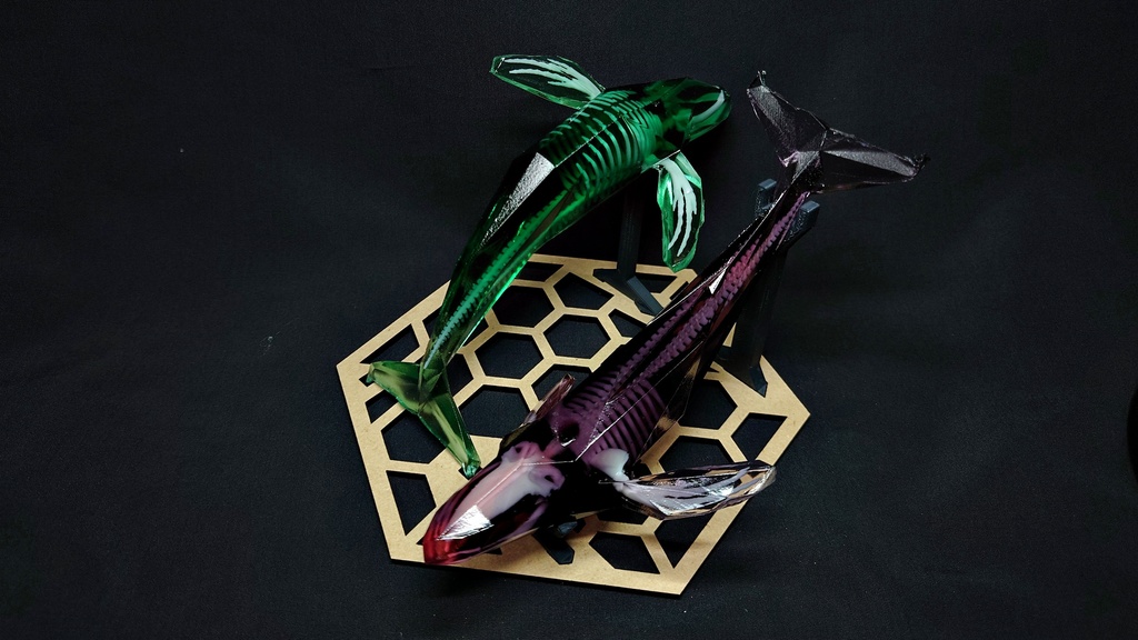 宝石鯨 飛泳 (ホウセキクジラ ヒエイ)