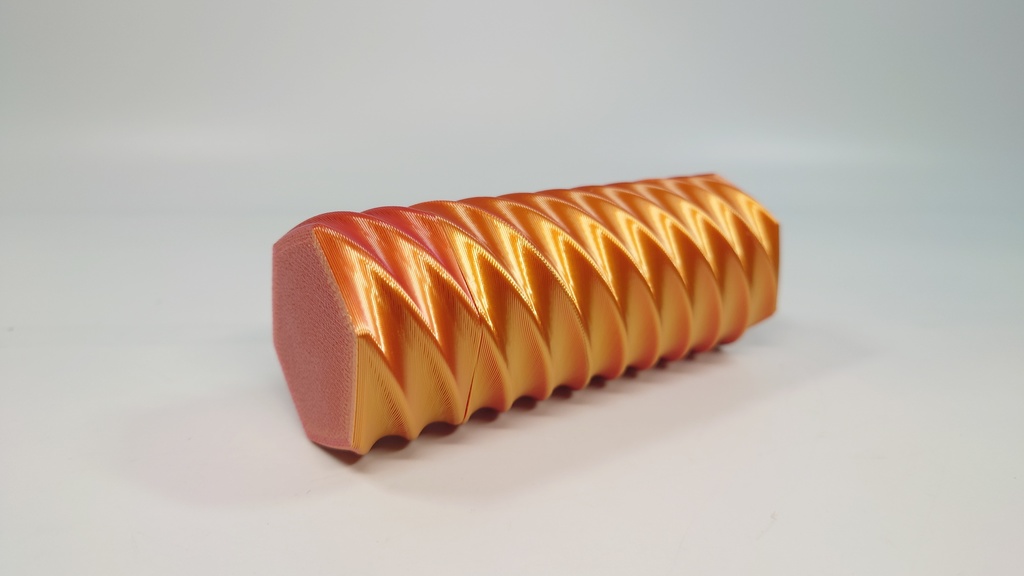 ネジリョーシカ【受注生産】