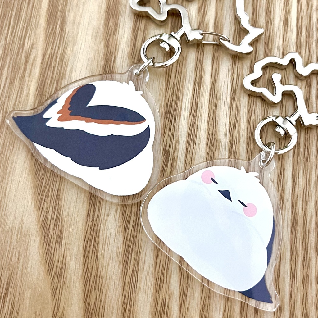 【北海道のどうぶつシリーズ】シマエナガ アクリルキーホルダー【おねんねver.】