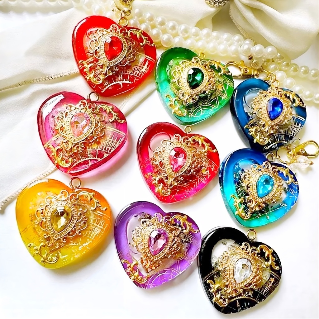 聖なるエメラルドの輝き 女神の舞踏会– Bal de Déesse – オイル入りシェイカー シャカシャカキーホルダー