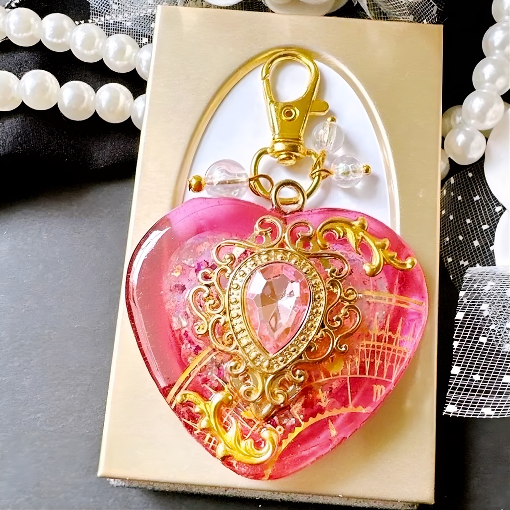 恋する桃華ピンク 女神の舞踏会– Bal de Déesse – オイル入りシェイカー シャカシャカキーホルダー