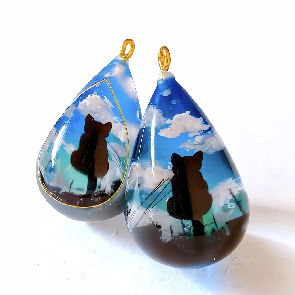 【 青空ver.】小さな街の風景 ネコさん 雲レジン クリアしずく/小窓しずく ネックレス キーホルダー バックチャーム 受注制作 【2サイズ】