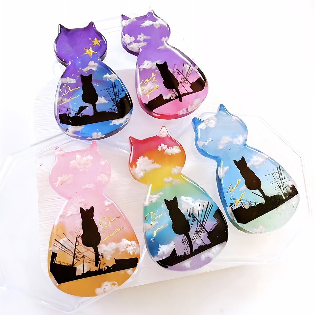  選べる5カラー ぽちゃ猫 小さな街の風景＆黒猫 雲レジン ネックレス キーホルダー