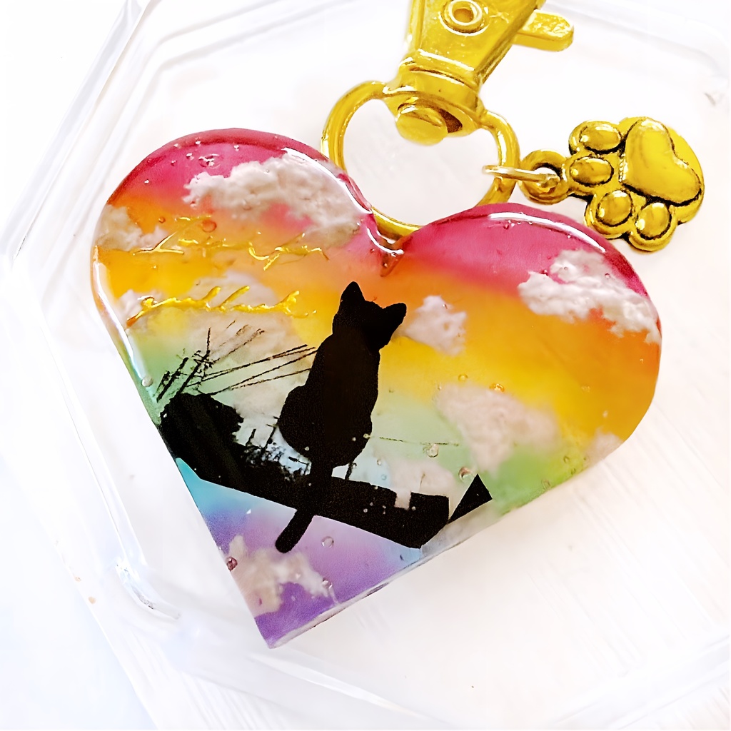 虹空 小さな街の風景＆黒猫 雲レジン ハート ネックレス キーホルダー