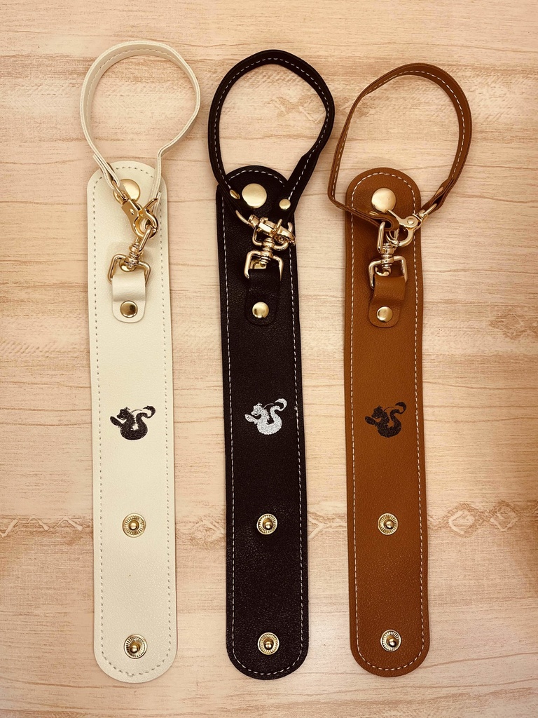 タツミモチーフ レザー マフラークリップ