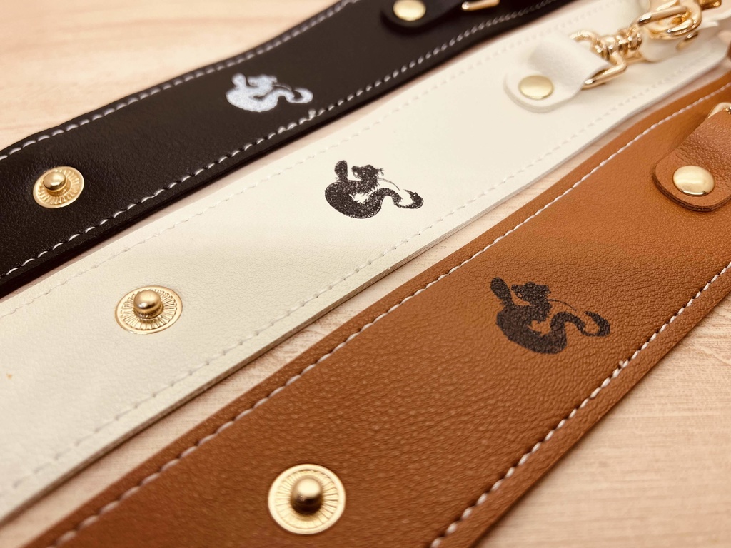 タツミモチーフ レザー マフラークリップ