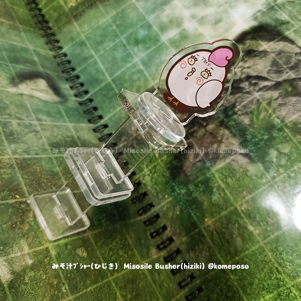 アクリル製ミニチュアのお立ち台