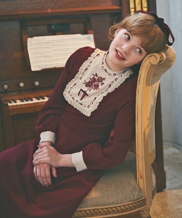 【VRoid】絵画風ヨーク刺繍ワンピース2色セット /F i.n.t