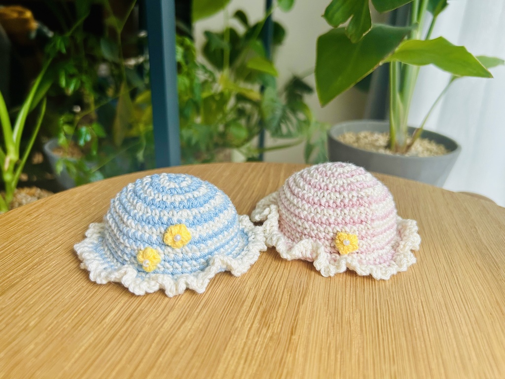 ボーダーとお花の帽子