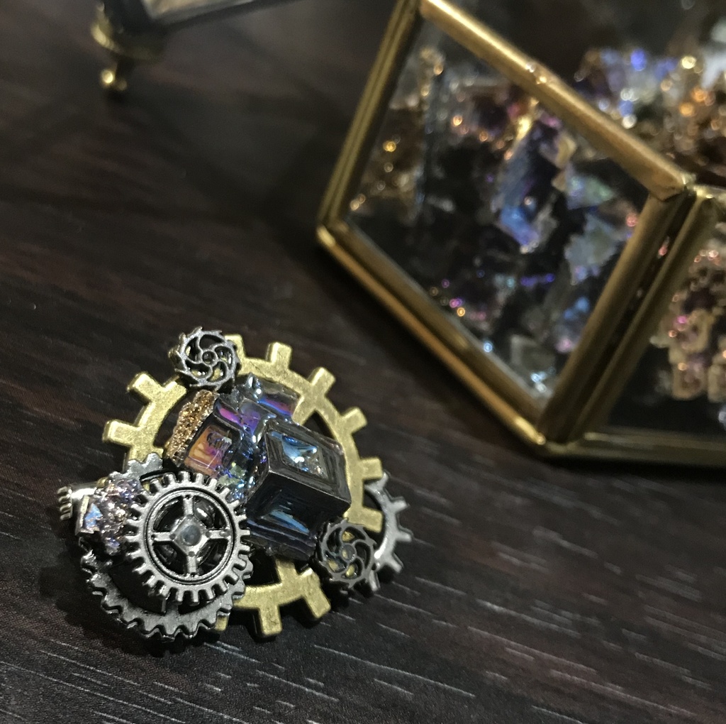 bismuth　broach