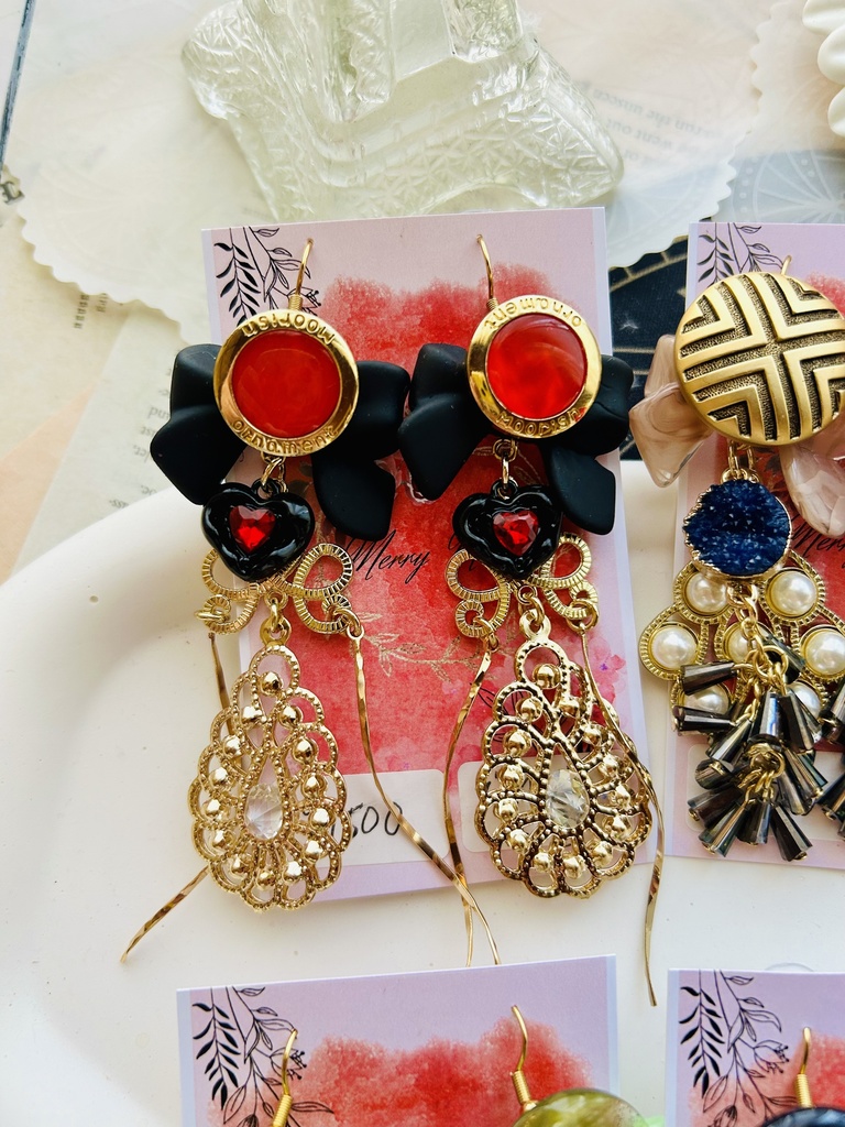 ブレスルドレス　エース　イメージアクセサリー　twst手芸部