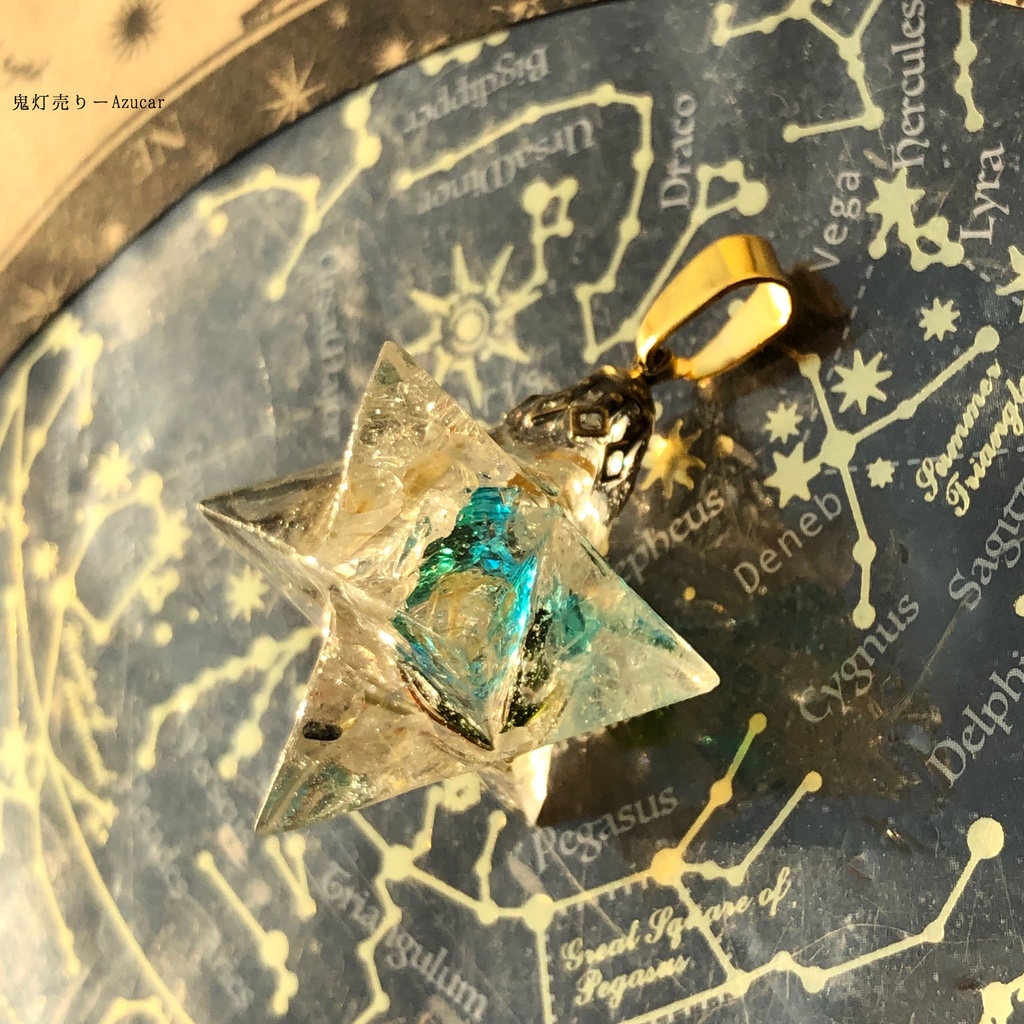 魔法の氷　マカバスター　天然石　オルゴナイト　ルチルクォーツ　琉球ガラス封入　魔法道具　レジン　ネックレス