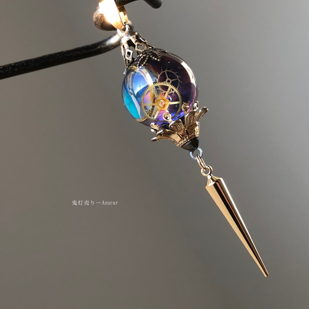 三日月煌る宇宙 歯車 スチームパンク アンティークランタン ネックレス