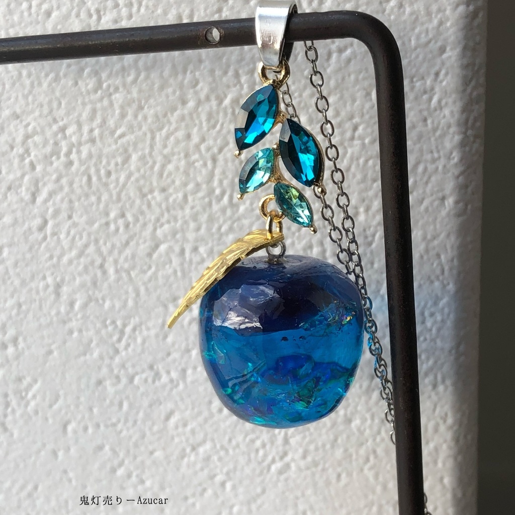 宝石林檎のオルゴナイトネックレス　オーロラ　シンプル