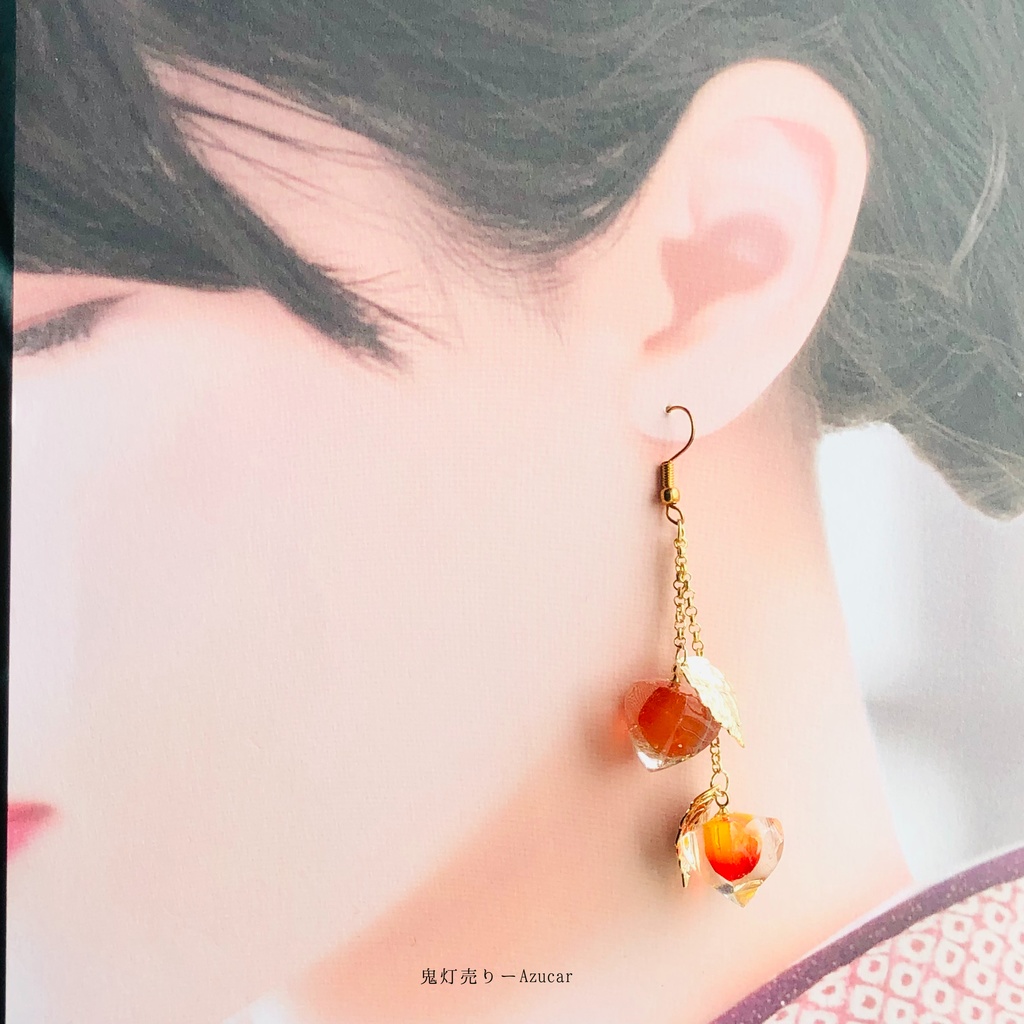 ゆらゆら鬼灯の蒼蓮と蝶々、色変化雫付きの和風ピアス イヤリング★ 和装小物 着物や浴衣 袴 普段使いにも。