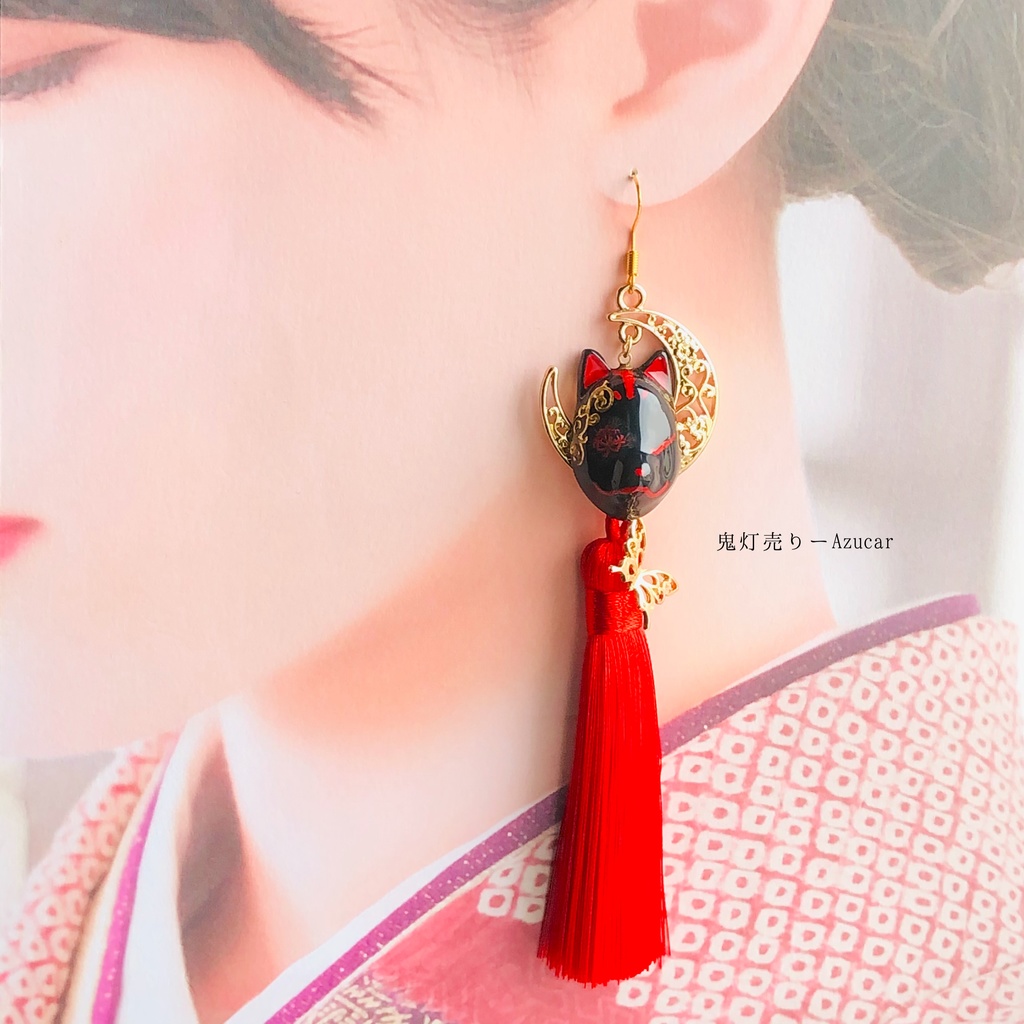 彼岸花柄の狐面と鬼灯と九尾狐の和風ピアス イヤリング