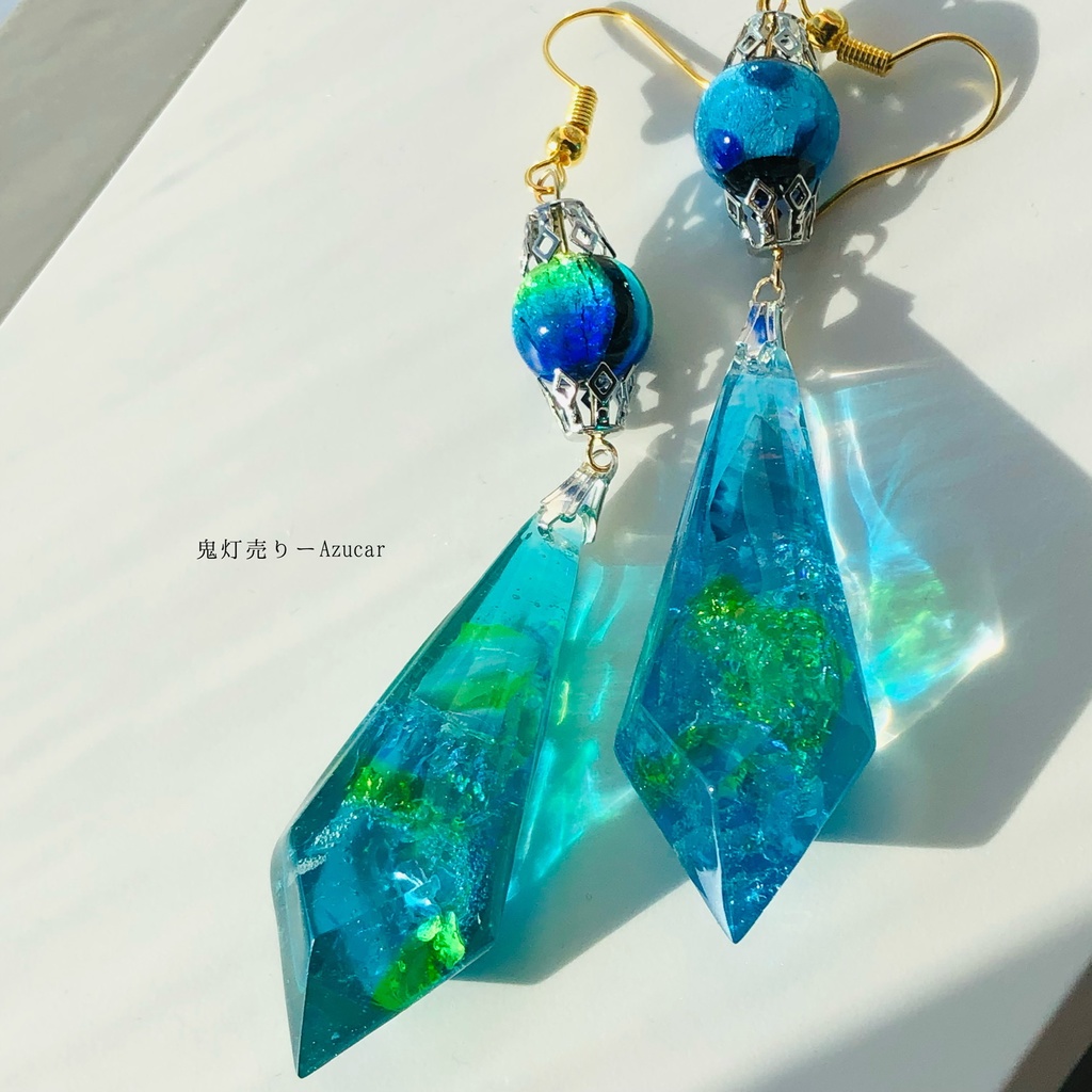エメラルドとトパーズのペンデュラムピアス イヤリング