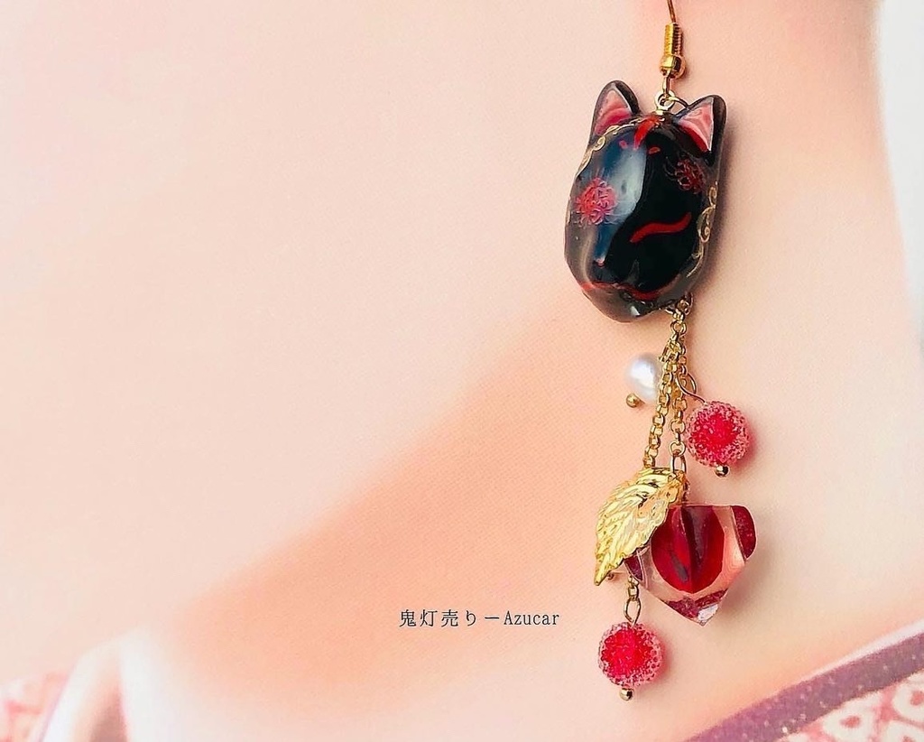 彼岸花柄の狐面と鬼灯と曼珠沙華の和風ピアス イヤリング 淡水パールとロングタッセル、蝶々付きの和装小物★ 着物や浴衣、袴などセレモニー、入学式、卒業式、成人式などにも☆