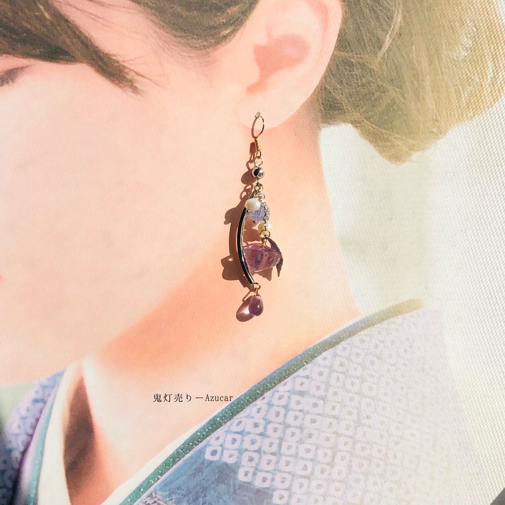 氷の鬼灯と蓄光、色変化ピアス、イヤリングの淡水パールと雫付き★