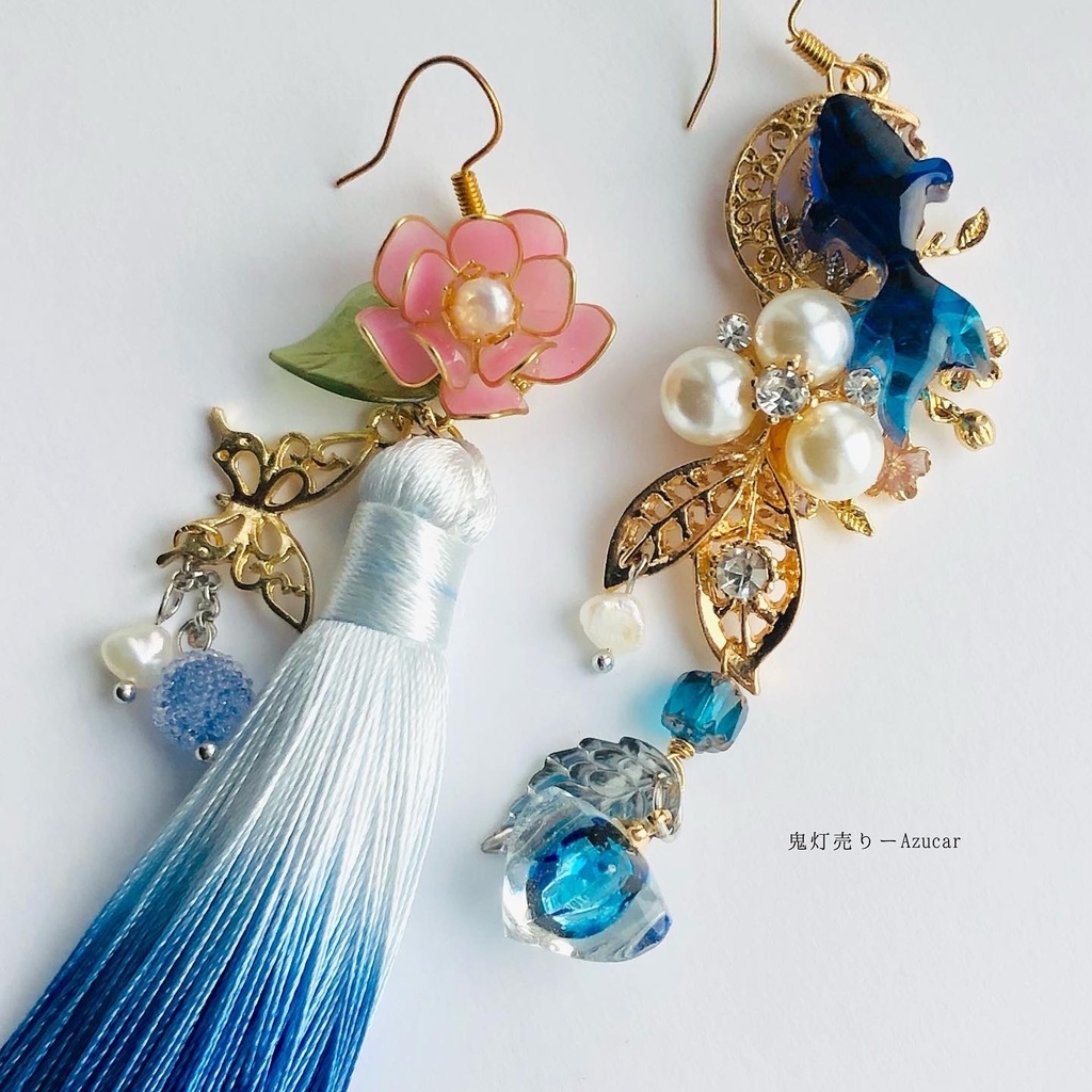 蒼金魚と蓄光鬼灯と蓮の和風ピアス イヤリング 蝶々と淡水パール、ロングタッセル付き 着物や袴　成人式の和装小物にも★