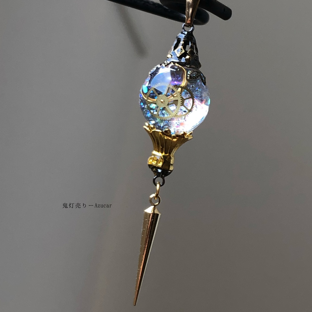 僕は親指で月の光を隠した。 白銀versionネックレス 歯車と三日月、ランタンのスタッズ付きスチームパンク メンズアクセサリーにも★