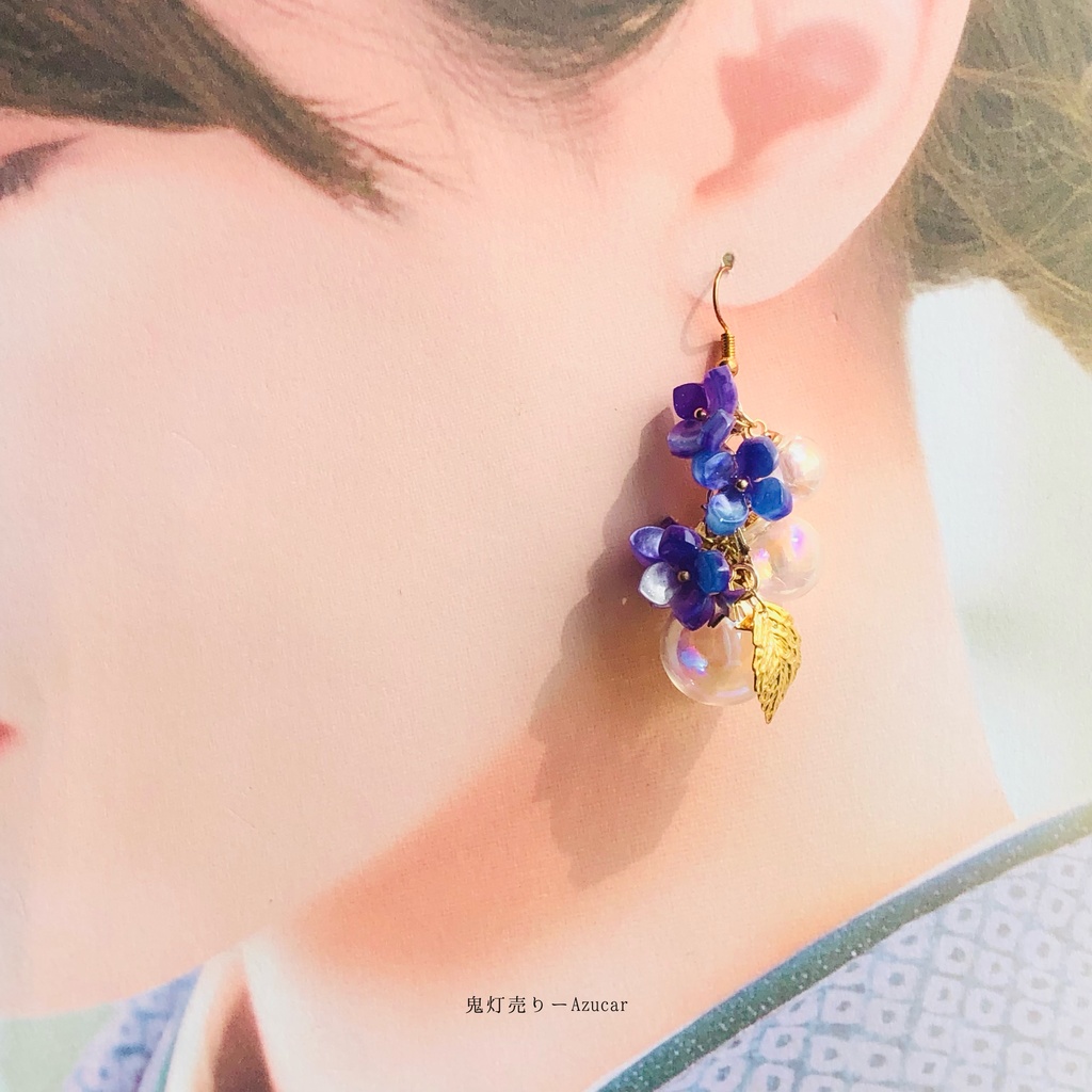 傘と雨雫のオーロラと紫陽花の和風ピアス イヤリング 傘レジンとアジサイ