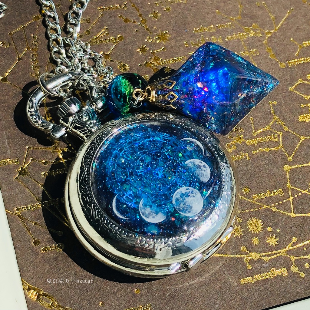 蓄光懐中時計、オルゴナイトサファイア宇宙フローライト付き 月の満ち欠け★シルバーテイスト★