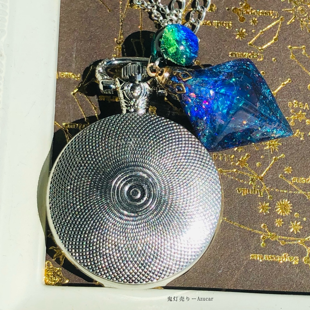 蓄光懐中時計、オルゴナイトサファイア宇宙フローライト付き 月の満ち欠け★シルバーテイスト★