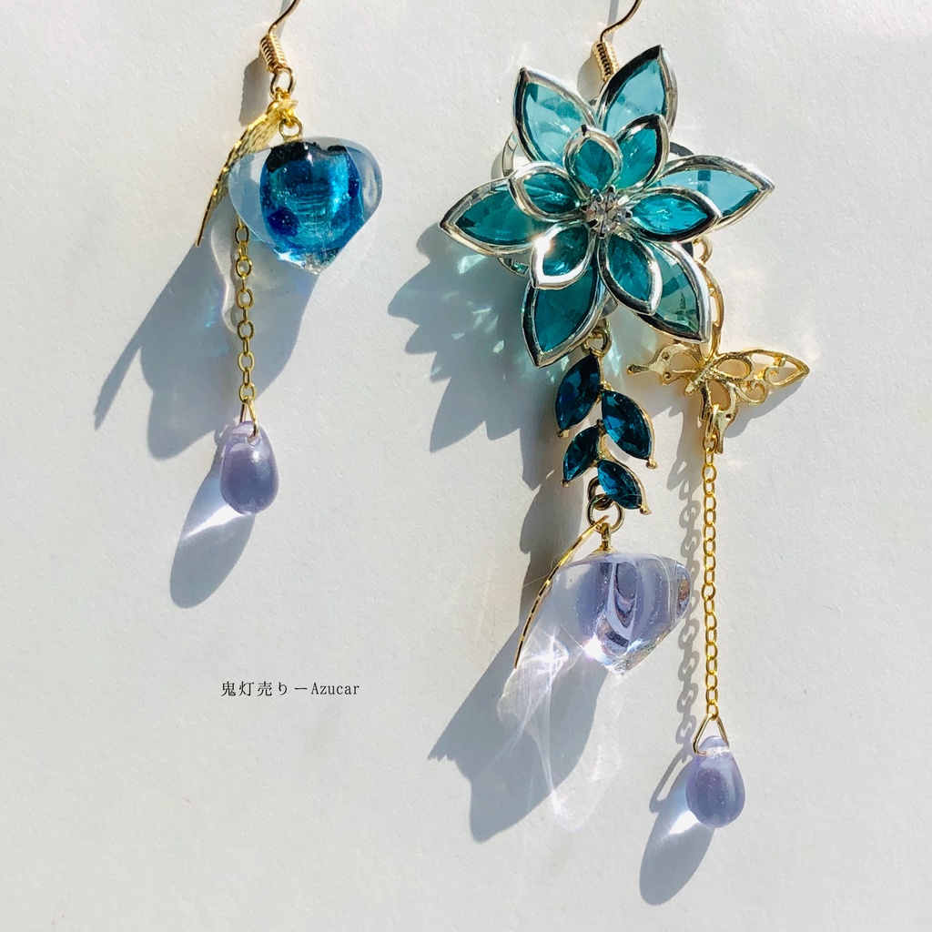 鬼灯と蓮と雫の和風ピアス イヤリング(蓄光ホタルガラスと色変化アレキサンドライトカラーガラス) 着物や袴 成人式の和装小物にも★