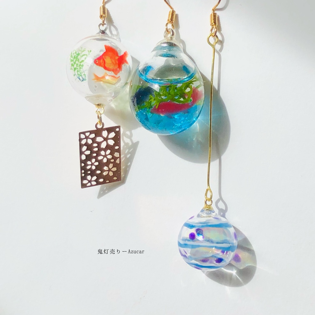 揺れる金魚鉢と蓄光風鈴と水玉模様のヨーヨー和風ピアス イヤリング(初夏コーデ3点セット) ハーバリウムオイルとモス入り★