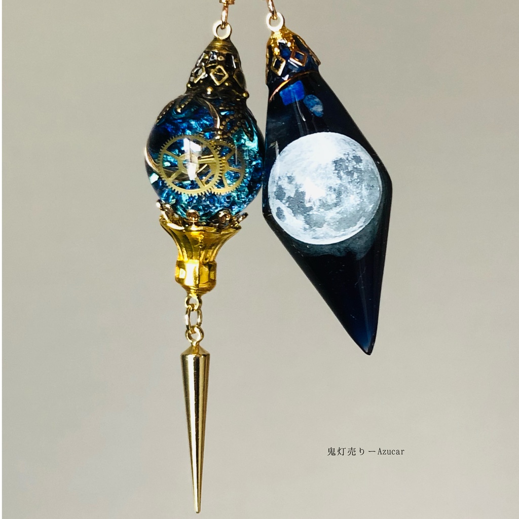 夜空に浮かぶ満月ペンデュラムと三日月ランタンピアス イヤリング スチームパンク 蓄光宇宙 レジン メンズアクセサリーにも★