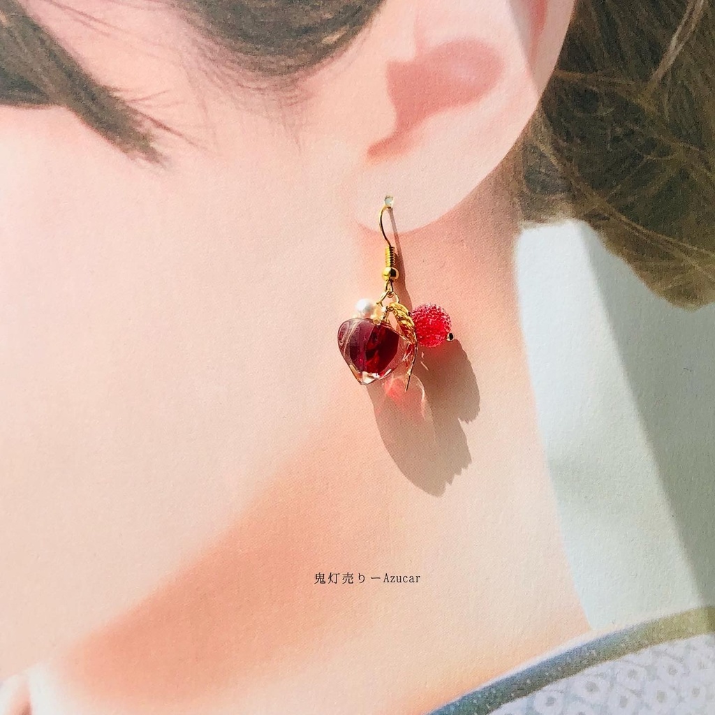 狐の嫁入り 彼岸花柄の狐面と鬼灯と彼岸花傘の和風ピアス イヤリング(3点セット)