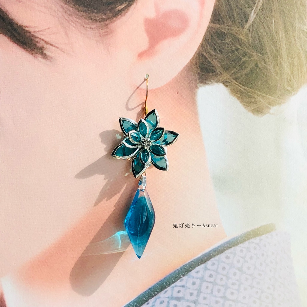 夜空色の傘と空色の蓮の和風ピアス イヤリング(雨の日コーデ3点セット)