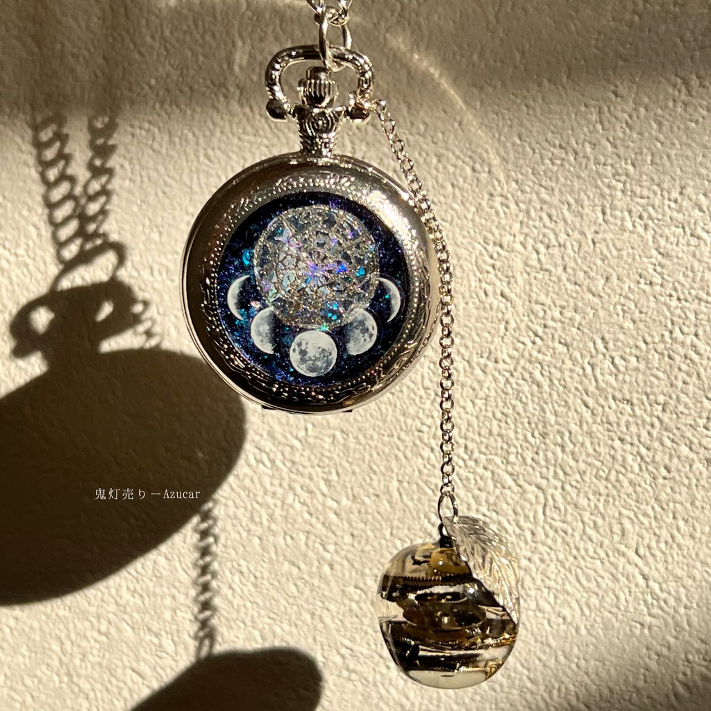 ★歯車林檎付き懐中時計★蓄光する月の満ち欠けバージョン✴︎