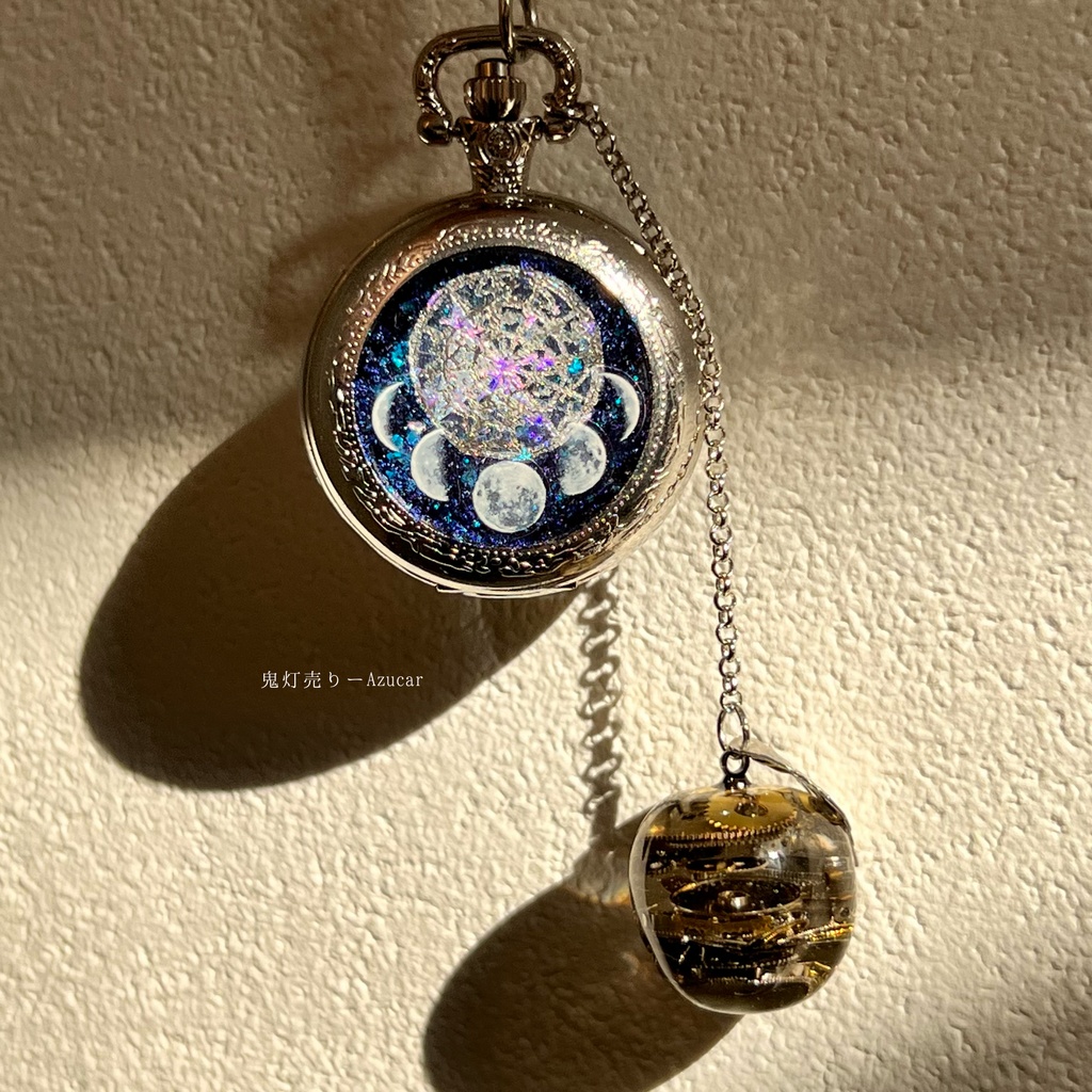 ★歯車林檎付き懐中時計★蓄光する月の満ち欠けバージョン✴︎