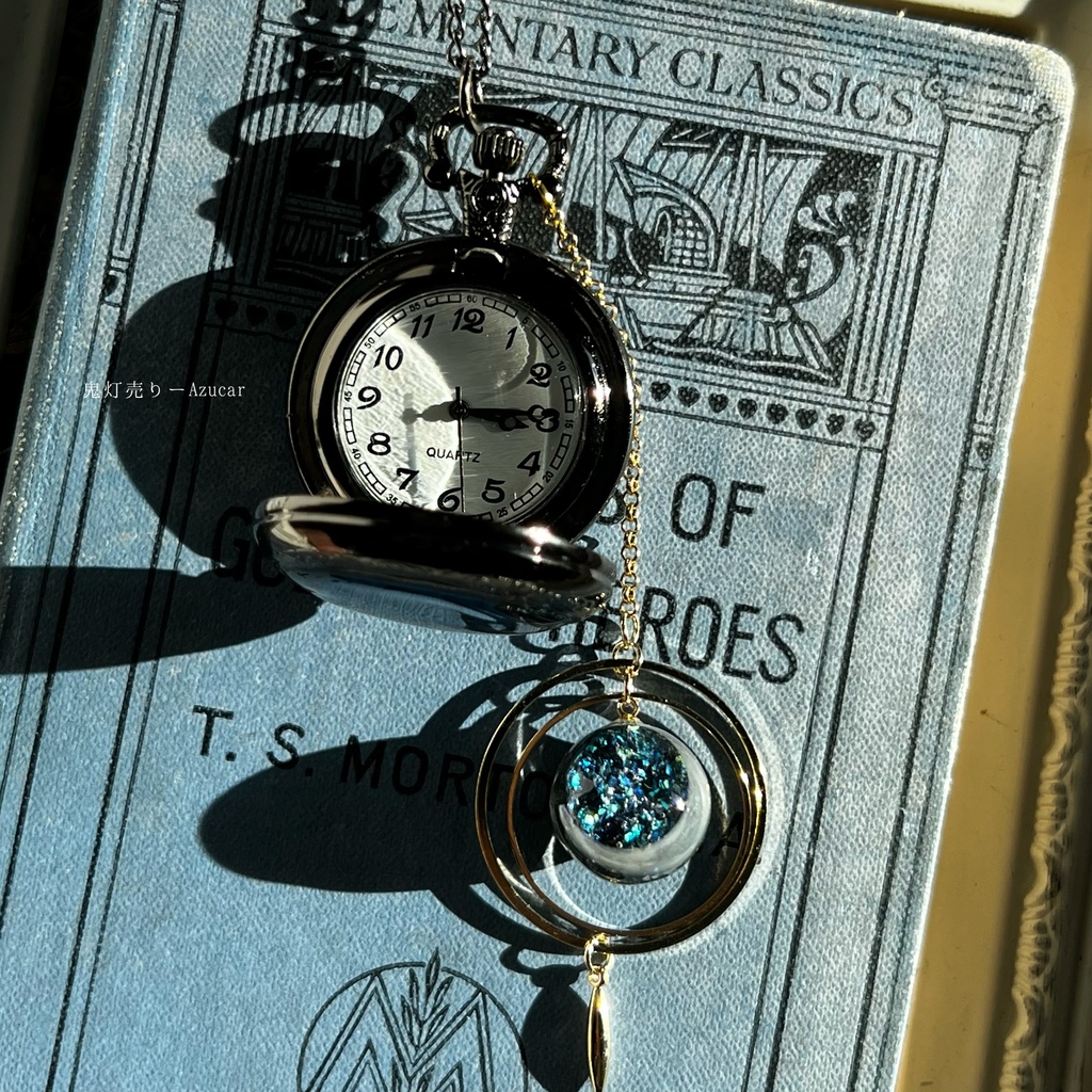 蓄光懐中時計と三日月サンセット天球儀と天体魔法使いの月の満ち欠け(夜空version)★ブラックテイスト★