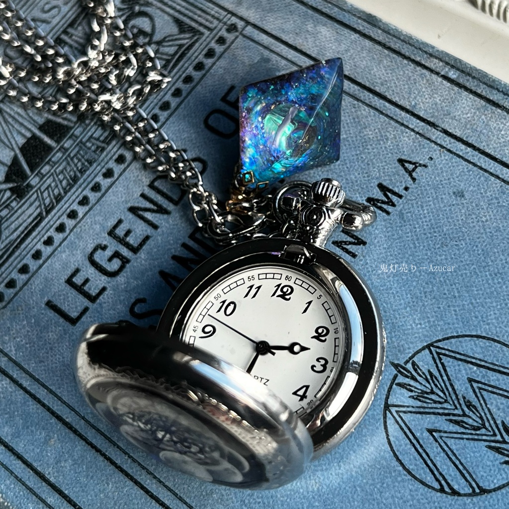 蓄光懐中時計、月の涙を集めて。月の満ち欠け(宇宙フローライト付き)★シルバーテイスト★