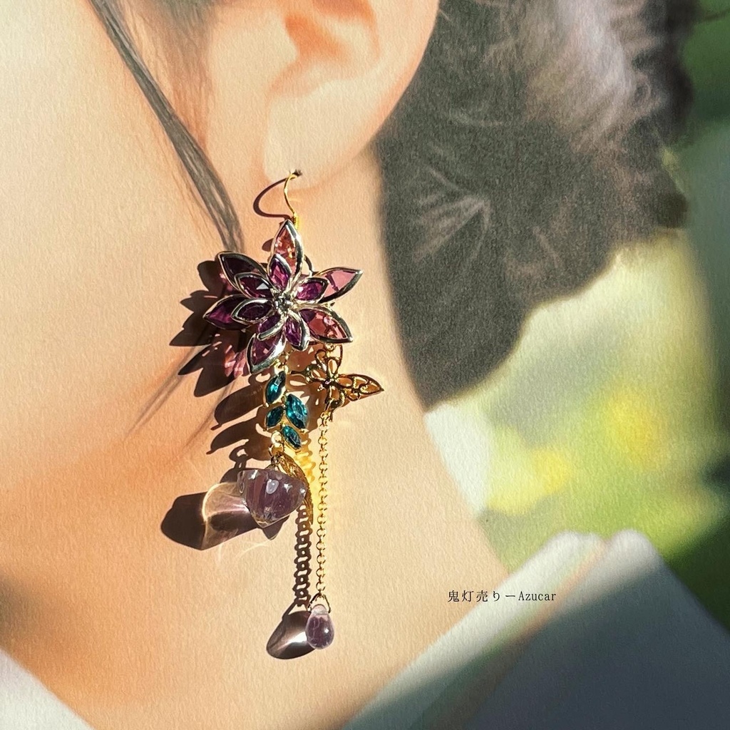 青彼岸花と鬼灯と紫蓮の和風ピアス イヤリング 蝶々と淡水パール、ロングタッセル付き 着物や袴 成人式の和装小物にも★