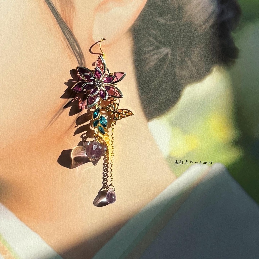 青彼岸花と鬼灯と紫蓮の和風ピアス イヤリング 蝶々と淡水パール、ロングタッセル付き 着物や袴 成人式の和装小物にも★