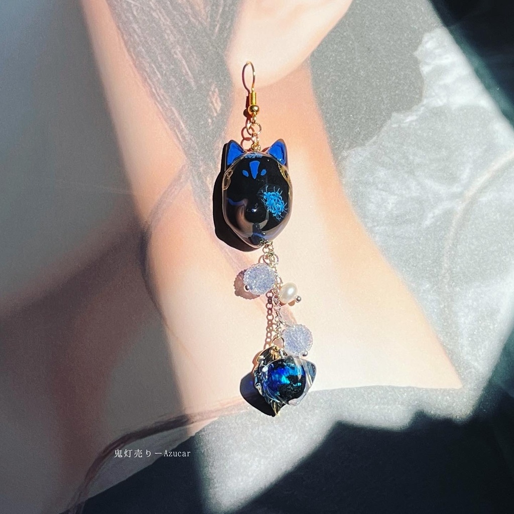 蒼彼岸花柄の狐面と鬼灯と曼珠沙華の和風ピアス イヤリング 淡水パールとロングタッセル、蝶々付きの和装小物★ 着物や浴衣、袴などセレモニー、成人式などにも☆