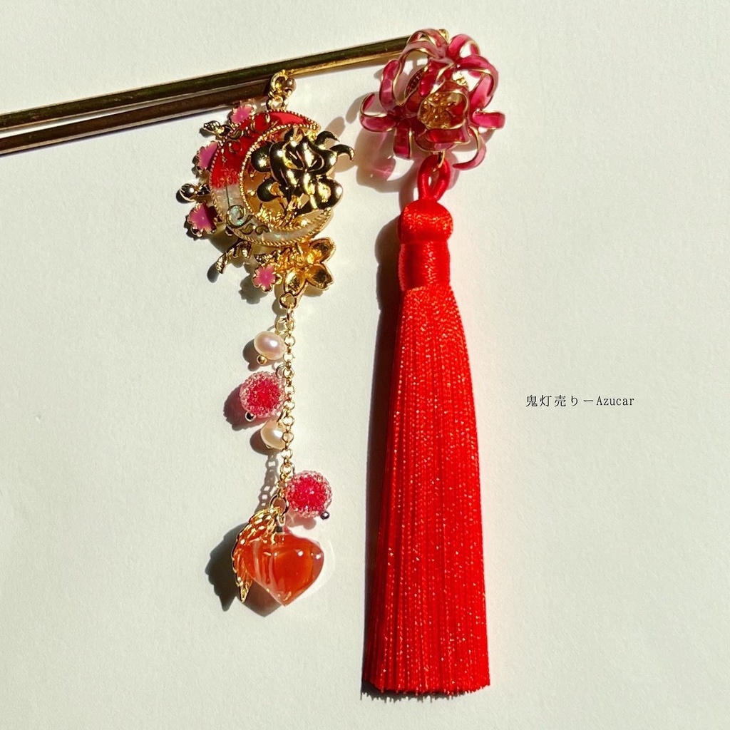 彼岸花柄の九尾狐と鬼灯と紅の曼珠沙華の和風かんざし(2本セット) 淡水パールとロングタッセル、蝶々付きの和装小物★ 着物や浴衣、袴などセレモニー、成人式などにも☆