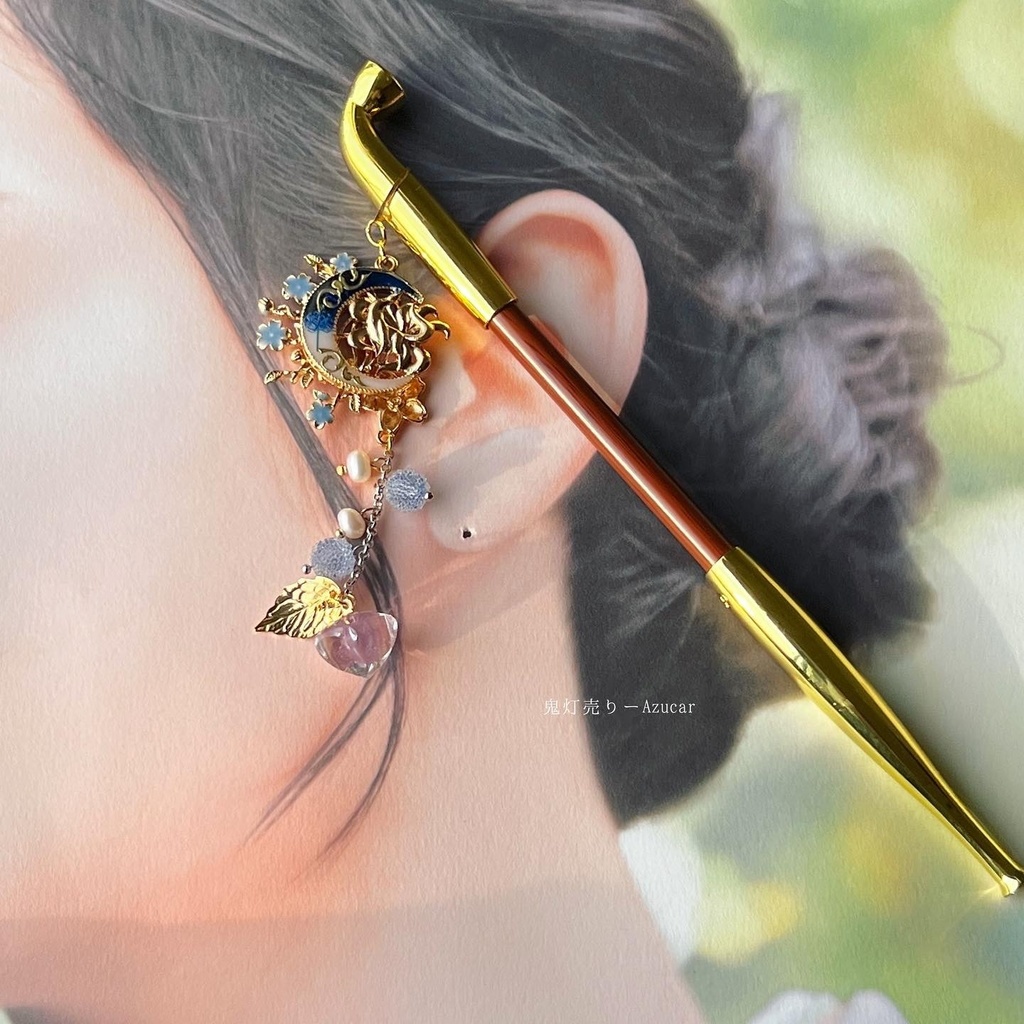 狐の煙管かんざし 蒼彼岸花柄の九尾狐と鬼灯と蒼の曼珠沙華柄の和風簪 淡水パール 着物や浴衣、袴などセレモニー、成人式、イベントやコスプレ、ディスプレイなどにも☆