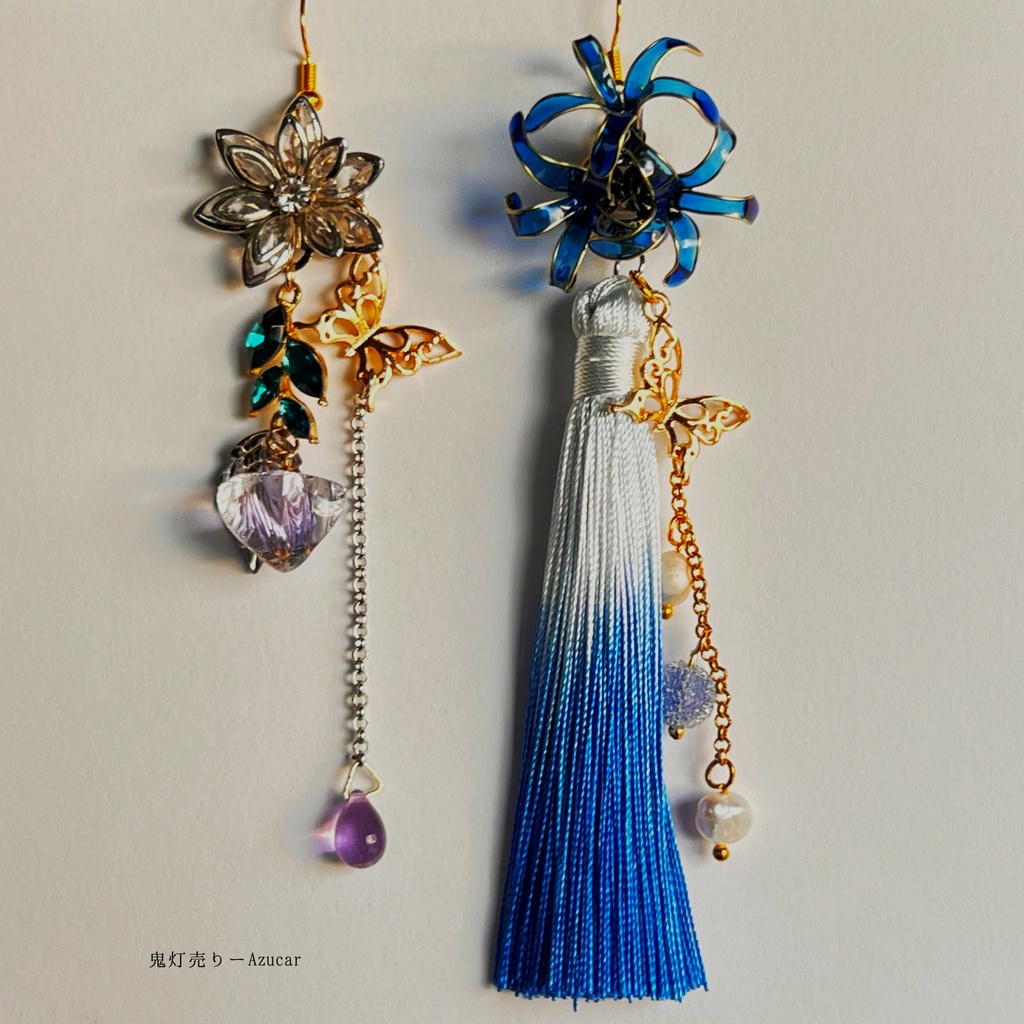 青彼岸花と鬼灯と蓮の和風ピアス イヤリング 蝶々と淡水パール、ロングタッセル付き 着物や袴 成人式の和装小物にも★