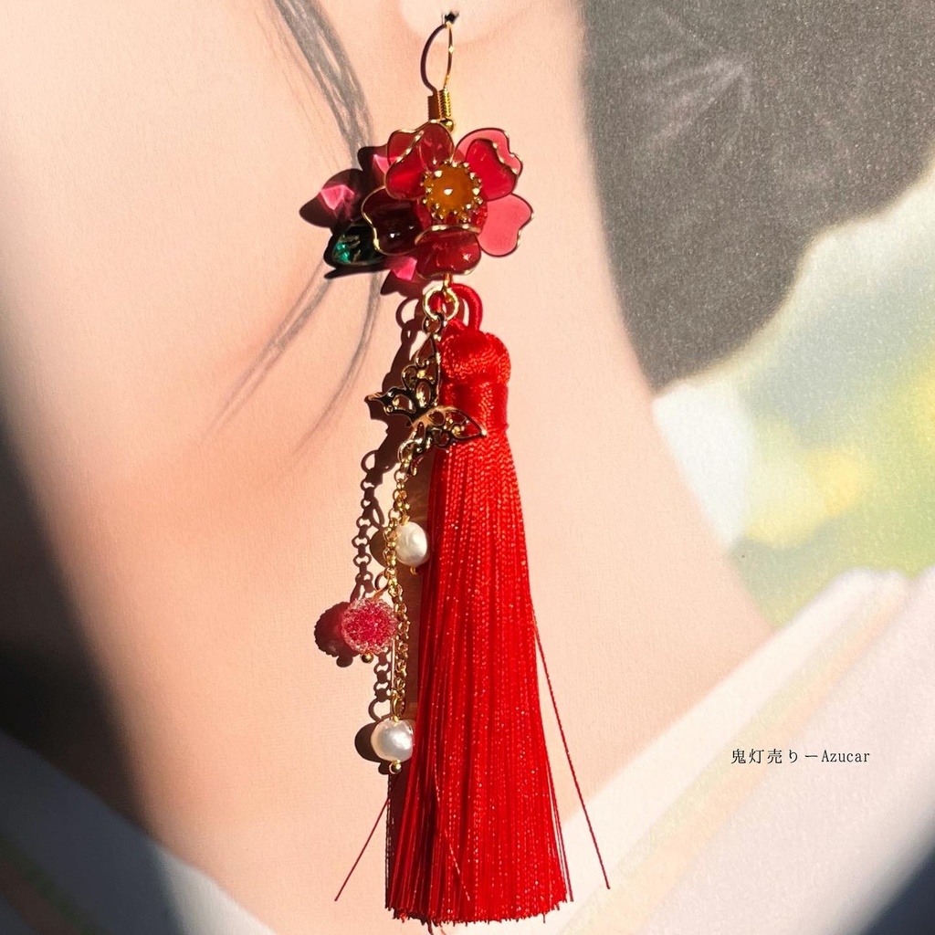 椿と鬼灯と蓮の和風ピアス イヤリング 蝶々と淡水パール、ロングタッセル付き 着物や袴 成人式の和装小物にも★