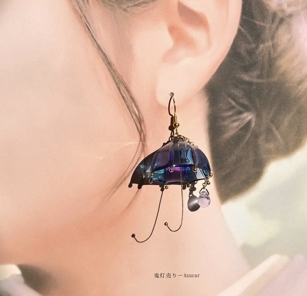 魔法使い傘と宝石の雨雫ペンデュラムピアス イヤリング✴︎蓄光するペンデュラム☆