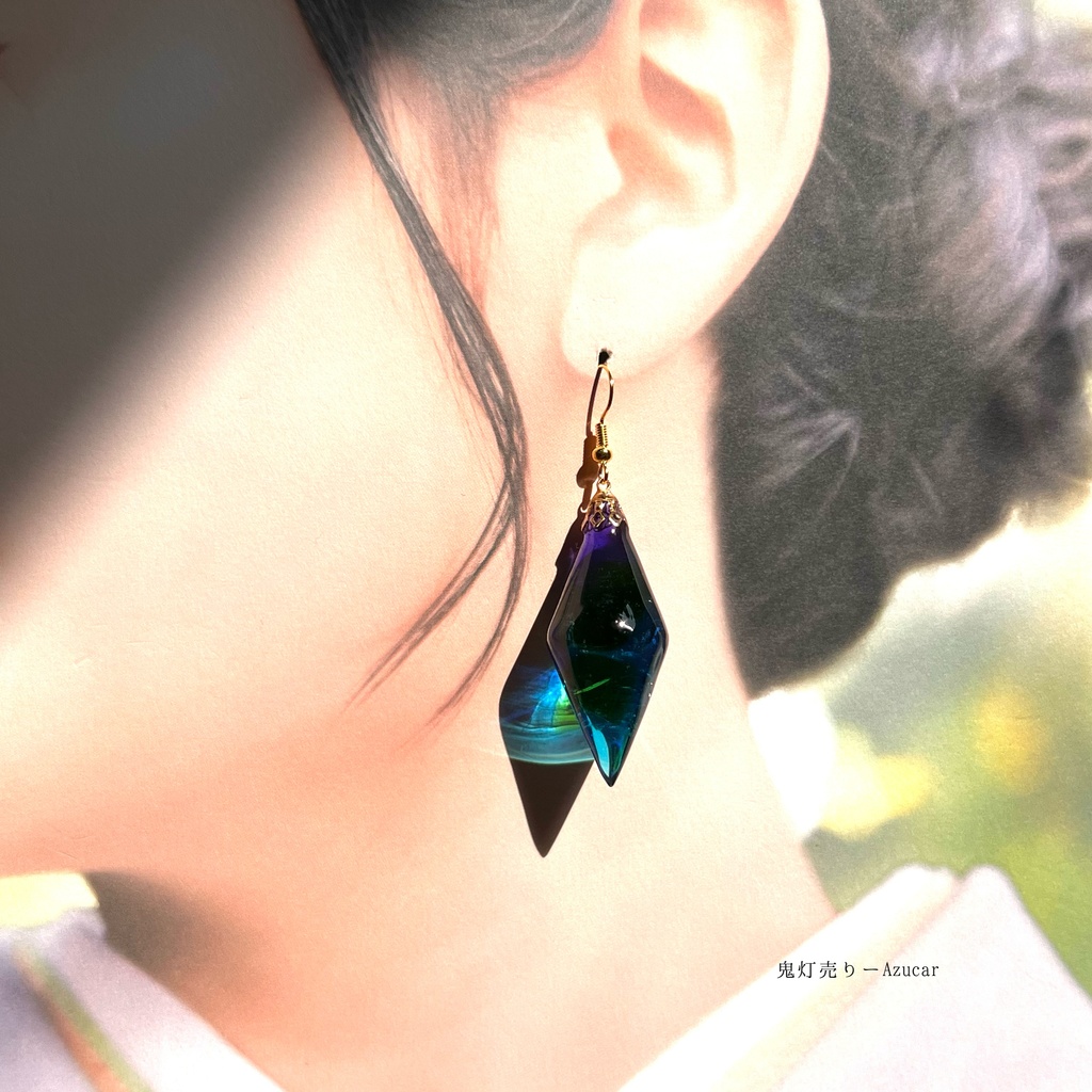 魔法使い傘と宝石の雨雫ペンデュラムピアス イヤリング✴︎蓄光するペンデュラム☆